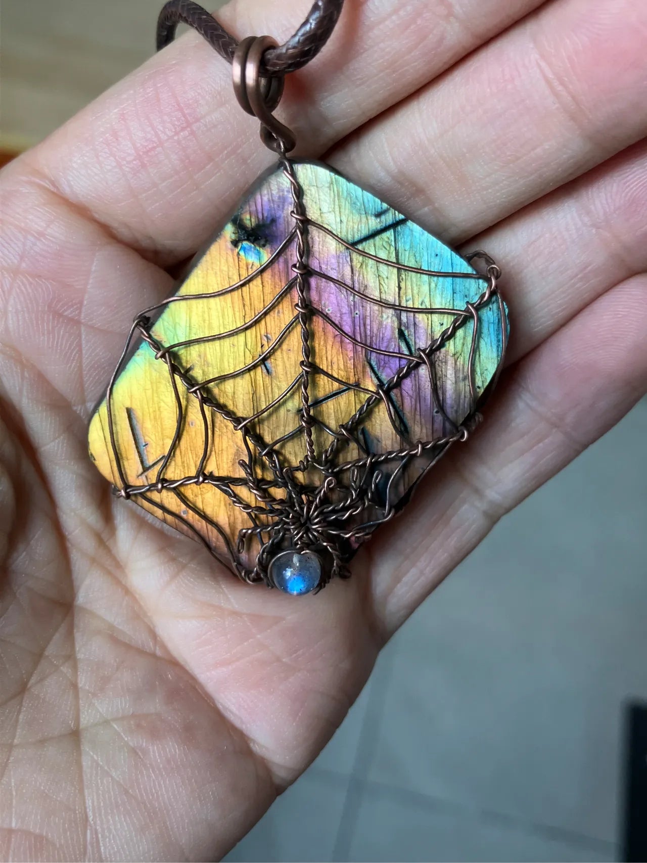 Spider net Labradorite wrapping Pendant