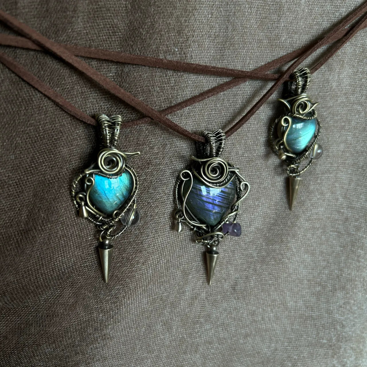 Thorn rose labradorite Pendant