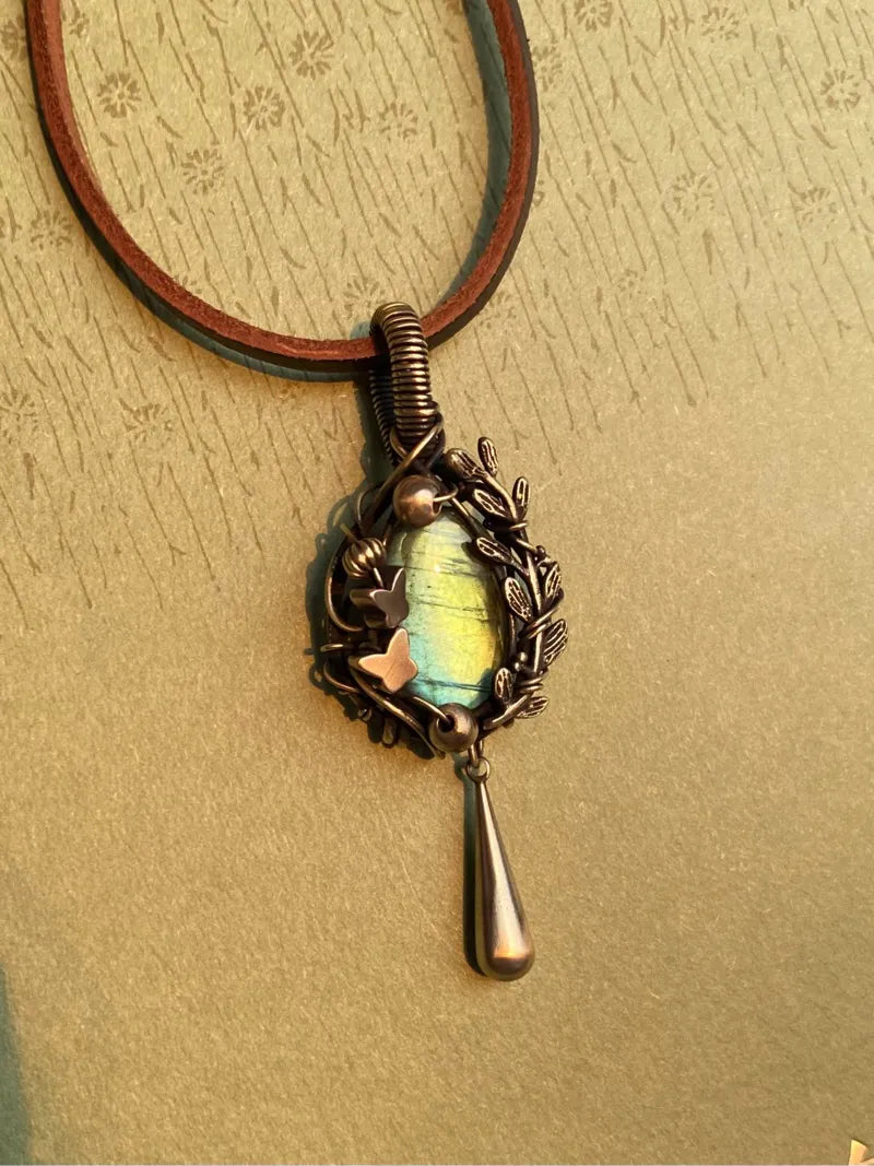 Forest Vibe Wire Wrapping Pendant