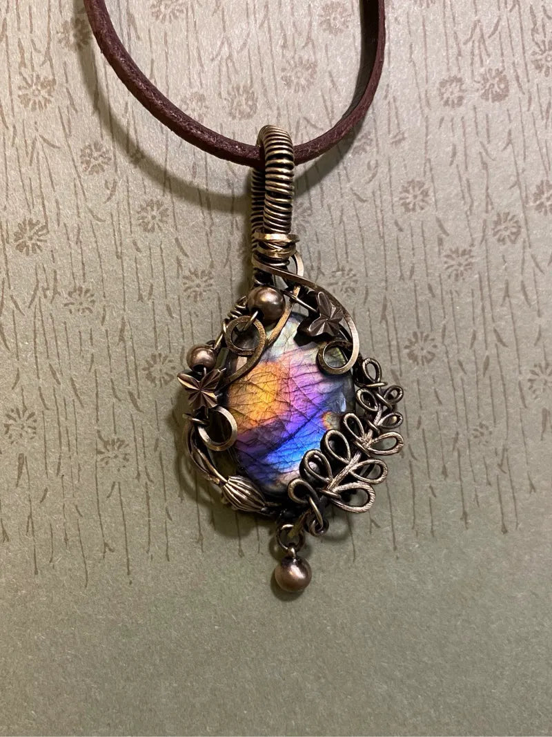 Forest Vibe Wire Wrapping Pendant