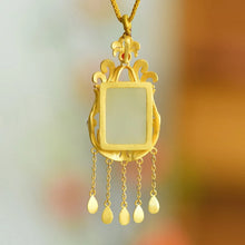 Load image into Gallery viewer, Copper Gilded Gold Imitation Hetian Jade Enamel Necklace Pendant Imitation Jade Sweater Chain Women&#39;s Autumn and Winter Necklace
