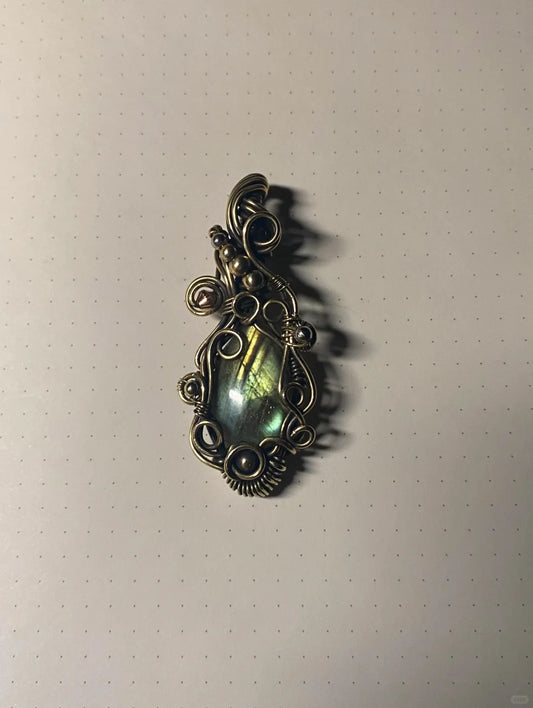 Day 5 Labradorite Pendant wires woven