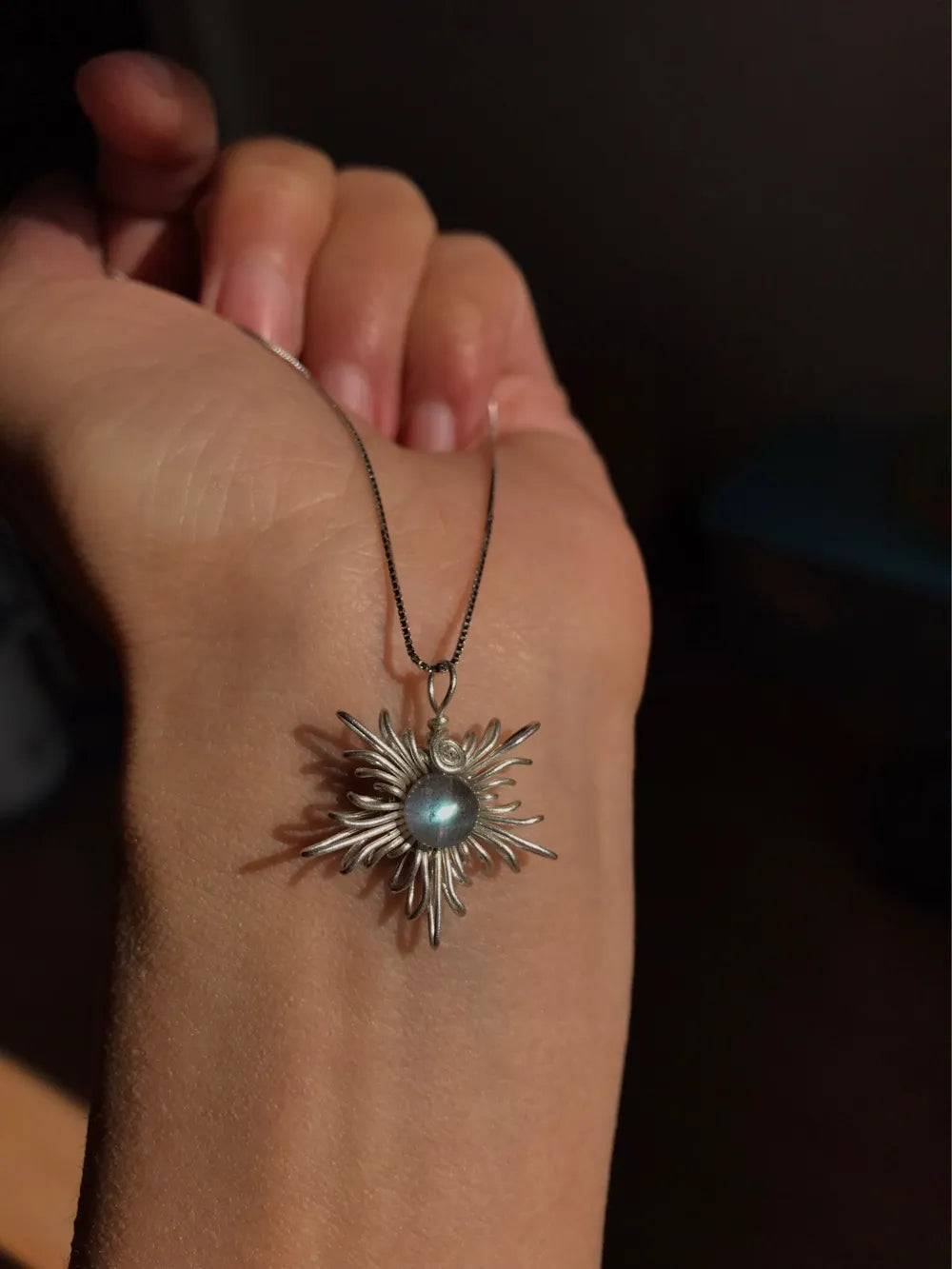 Silver wire wrapping Labradorite Sun Pendant