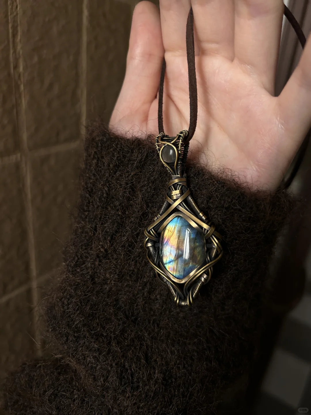Colorful Labradorite Pendant wire woven