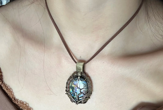 Forest Magic Labradorite Pendant