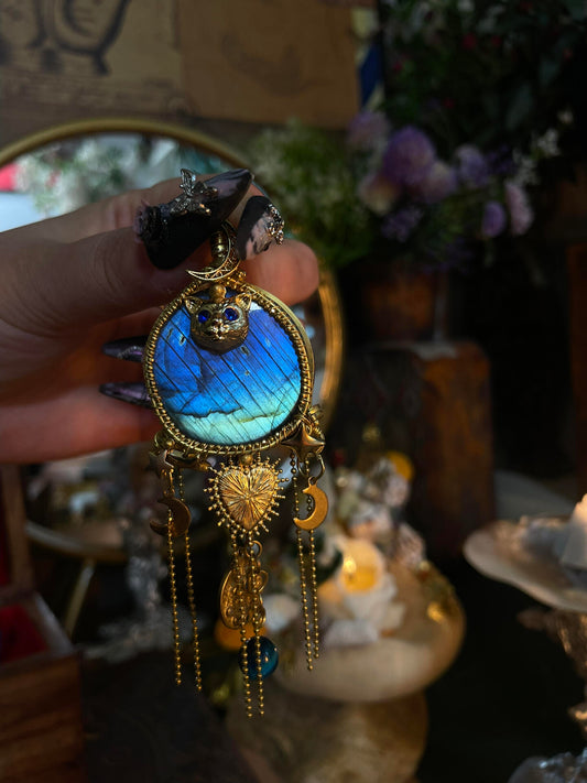 Cat Labradorite Pendant