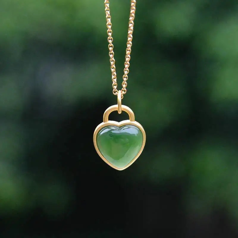[Heart Light] Natural Hetian Jade Love Heart-Shaped Jasper 925 Silver Vintage Pendant Jade Ladies Silver Necklace