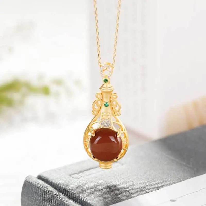 New Fresh Southern Red Agate Pendant Vintage S925 Sterling Silver Gold Plated Palace Style Design Elegant Clavicle Chain for