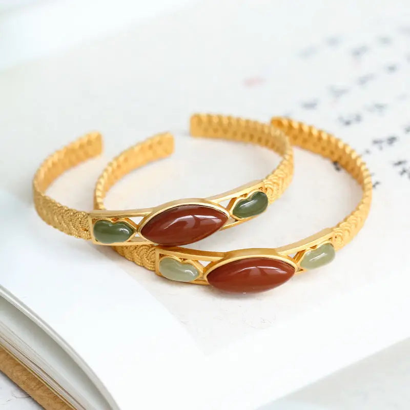 Natural South Red Agate Bracelet S925 Silver Inlaid Ancient Gold Twist Design Donghaishuijing Bracelet Collection Bracelet