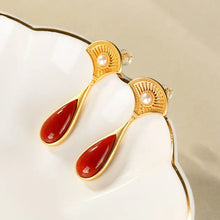 Load image into Gallery viewer, S925 Sterling Silver Natural South Red Agate Stud Earrings Vintage Temperament Wild Elegant Fan-Shaped Pearl Women&#39;s Stud Earrin
