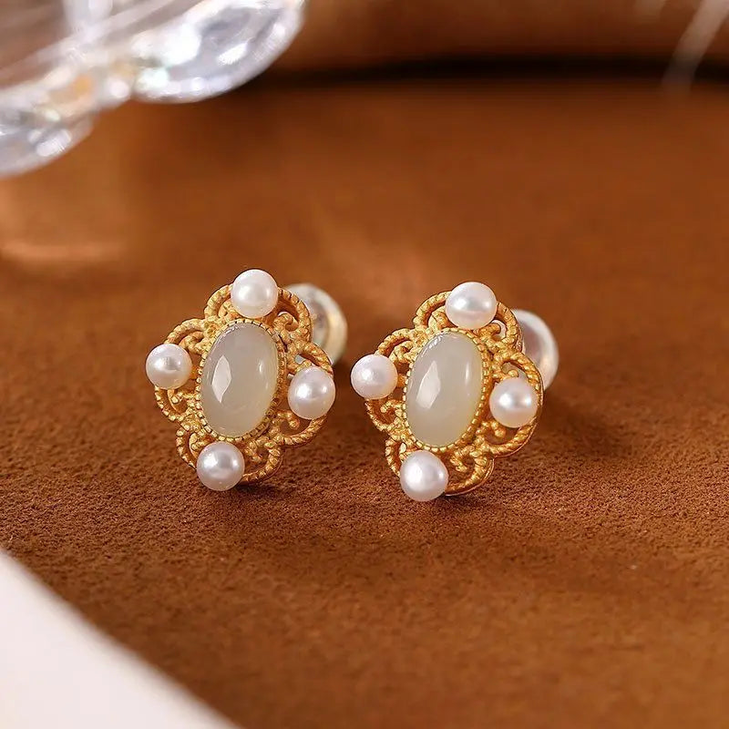 Inlaid Natural Hollow Ladies Personality Pearl Petite Earrings Earrings Palace Style