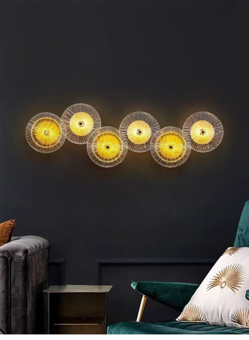 Postmodern Light Luxury Wall Lamp Decor for Living Room Background Wall Bedside Personalized Glass Aisle Wall Lighting 110-240v